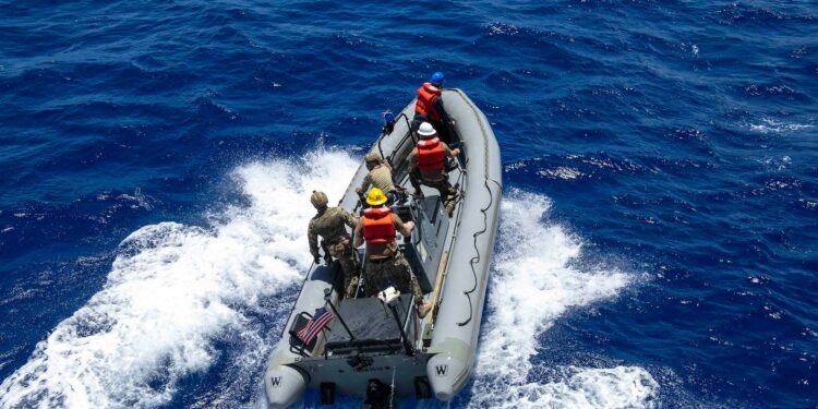 Coast Guard, Navy Continue High Seas Oceania Maritime Security Initiative Patrol > U.S. Indo-Pacific Command > JTF-Micronesia