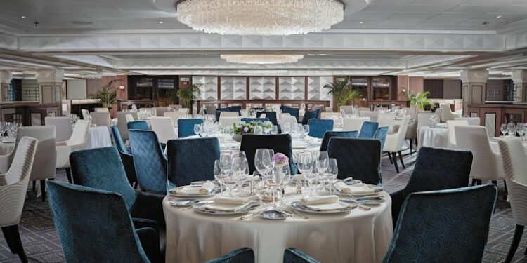 Oceania vs. Regent Seven Seas Cruises