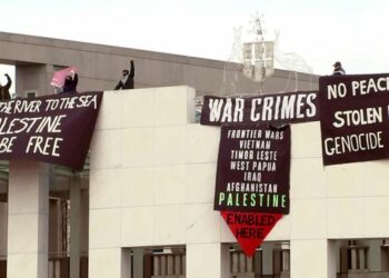 Pro-Palestinian group scales Australia’s parliament