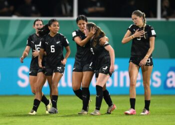 New Zealand keep World Cup campaign alive with draw