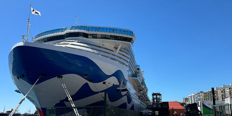 Sun Princess in Tenerife